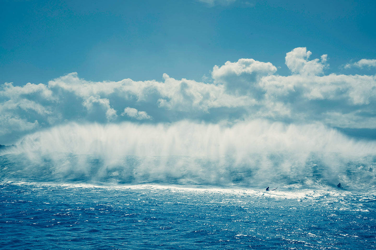 Ozone, The Sea Air - Jaws Big Wave Surf Photos