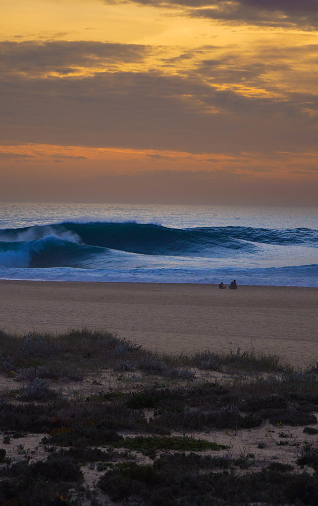 Peeling Across - Nazare Wave Photos