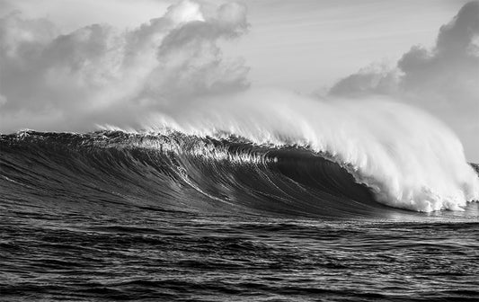 Sea Swell - Jaws Big Wave Photos